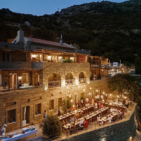 Апарт отель Aegean Castle Andros - Adults Only Agia Eleousa Экстерьер фото